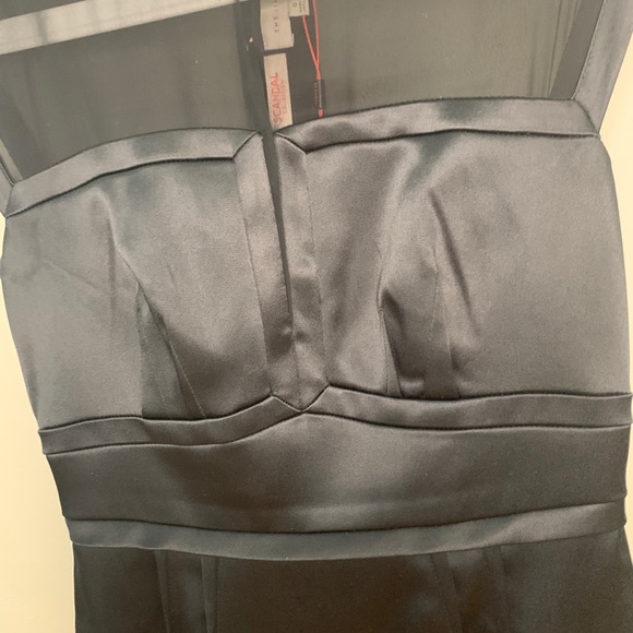 Black Dress - Picture 2 of 8